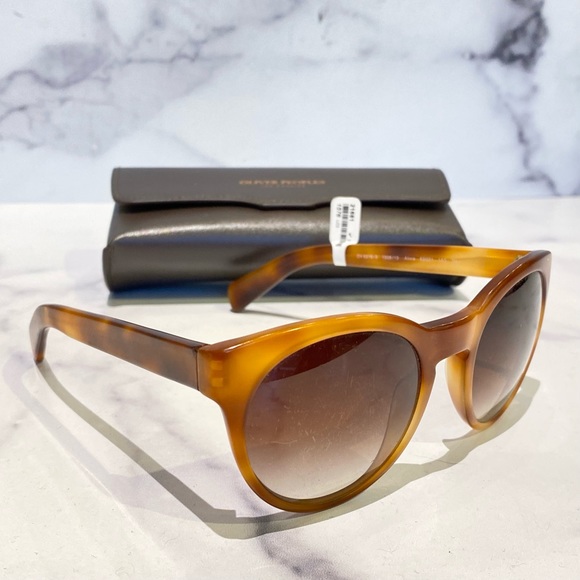 Oliver People’s Alivia sunglasses